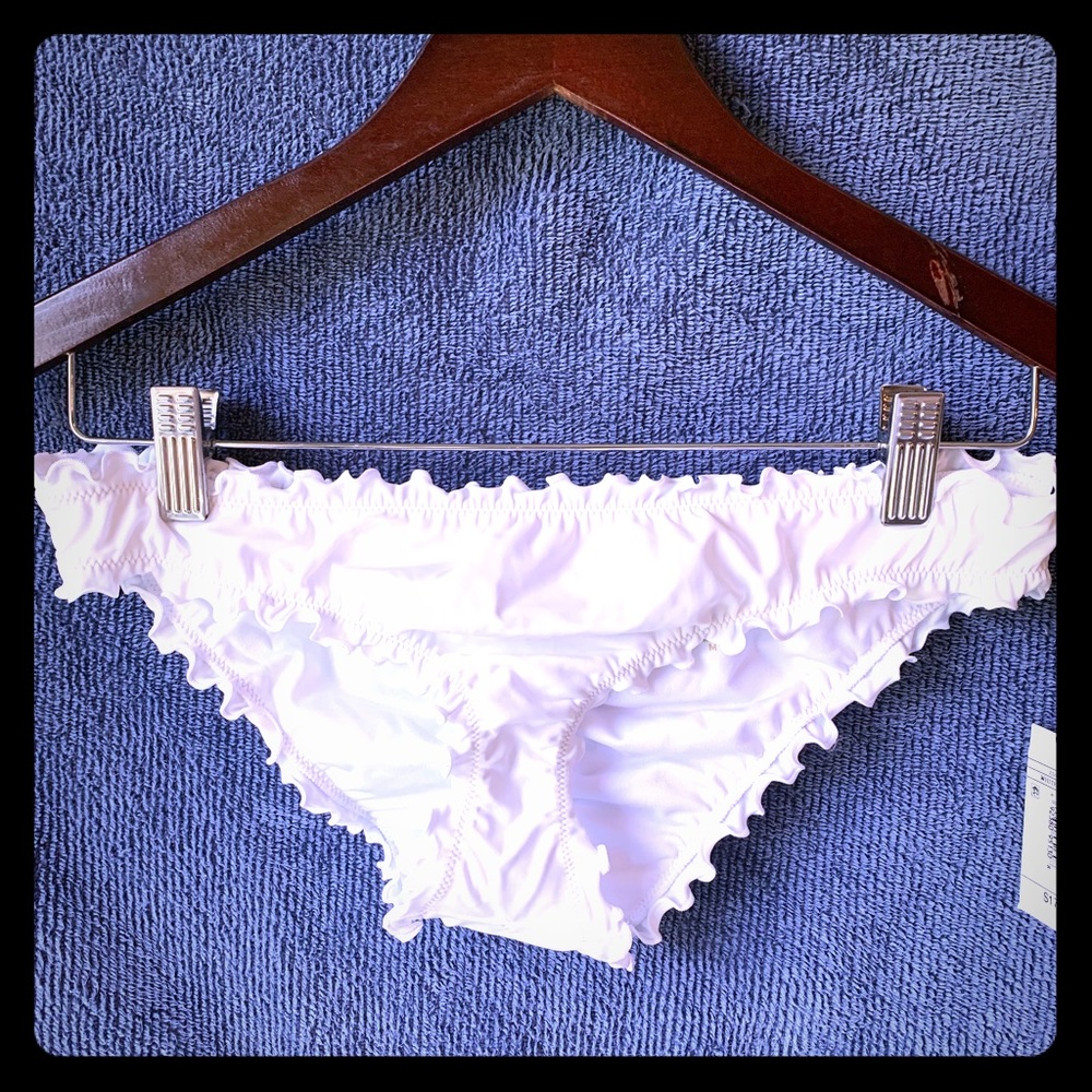 White Rutched Bikini Bottoms NWT Large